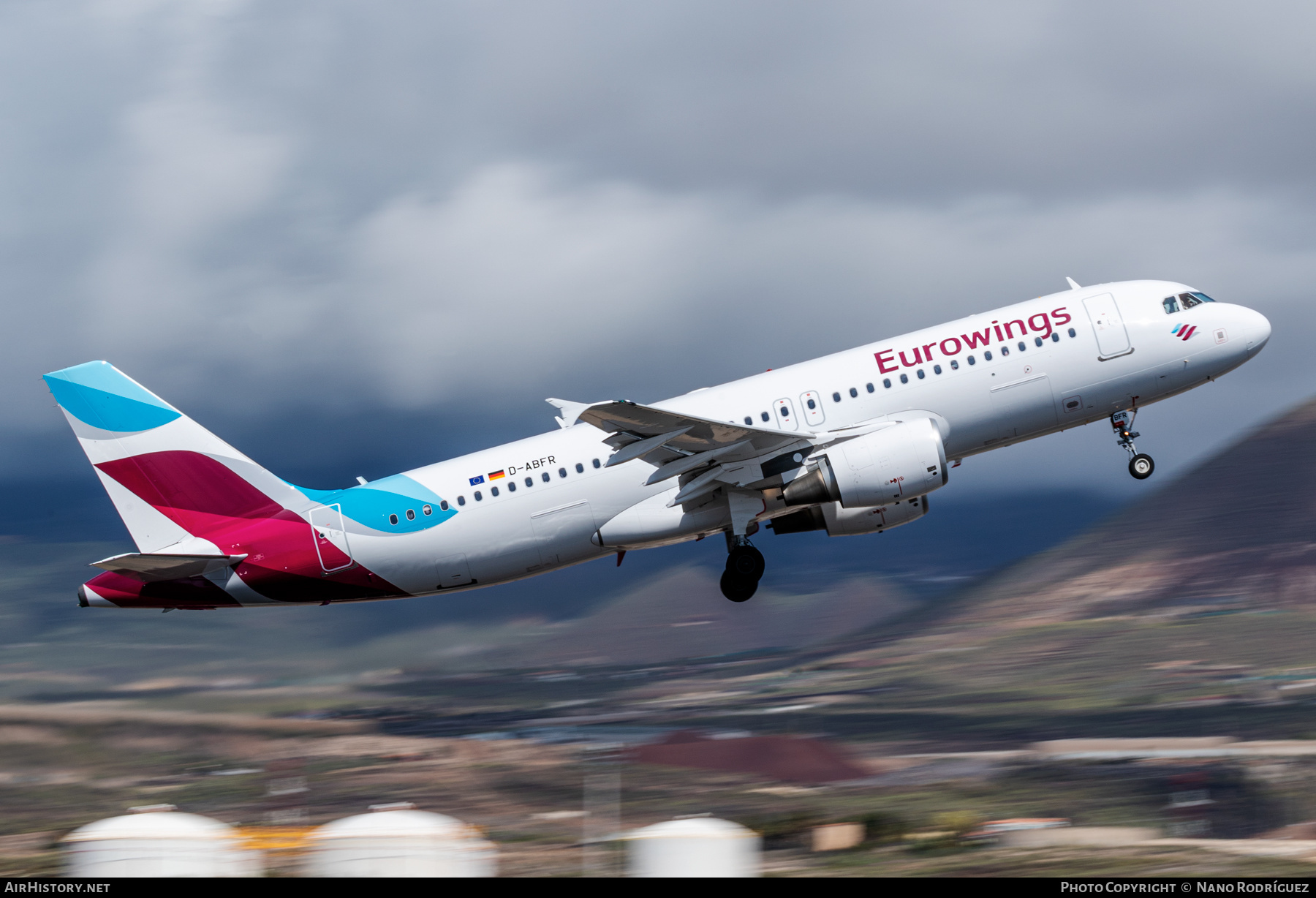 Aircraft Photo of D-ABFR | Airbus A320-214 | Eurowings | AirHistory.net #445927