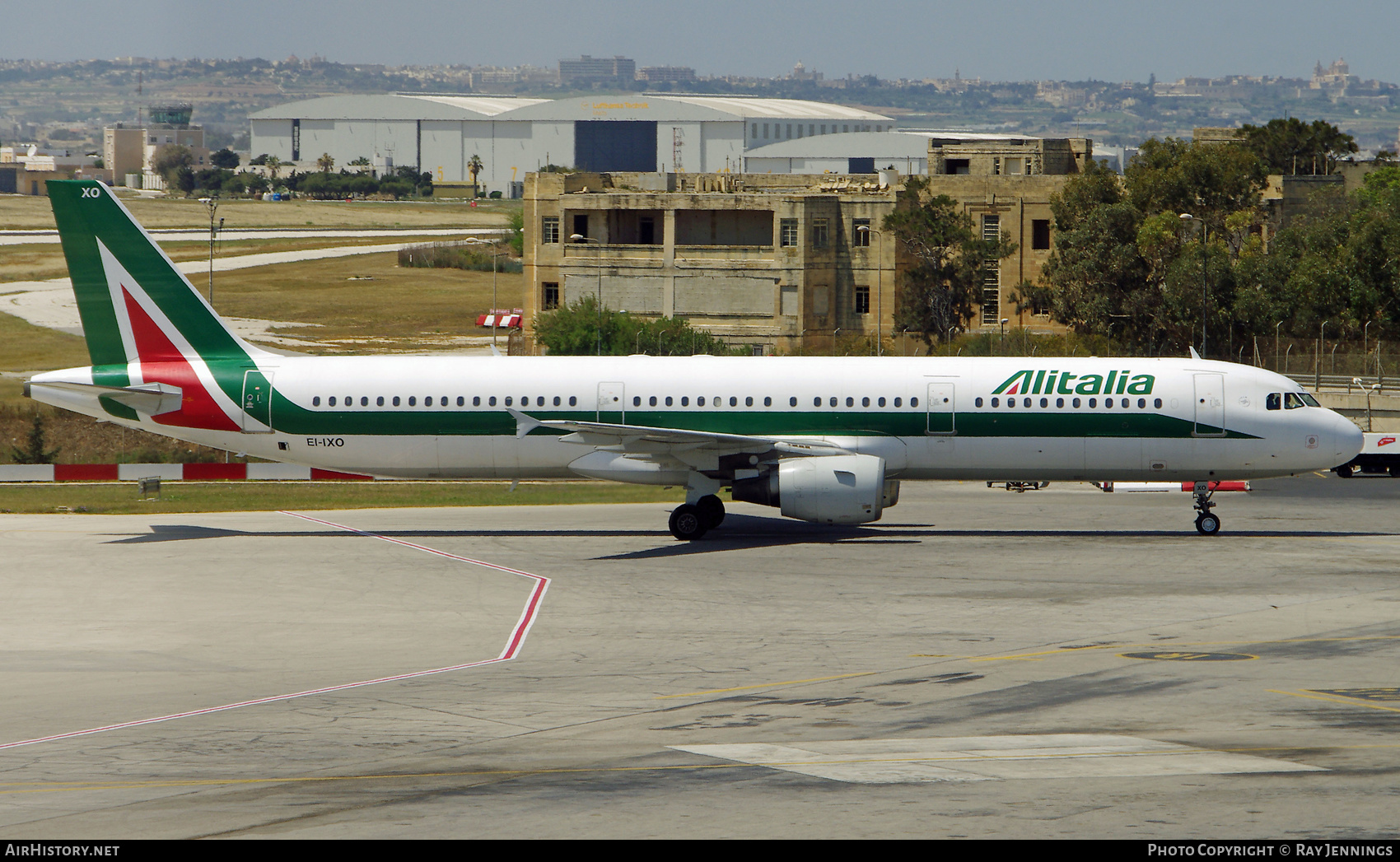 Aircraft Photo of EI-IXO | Airbus A321-111 | Alitalia | AirHistory.net #445965