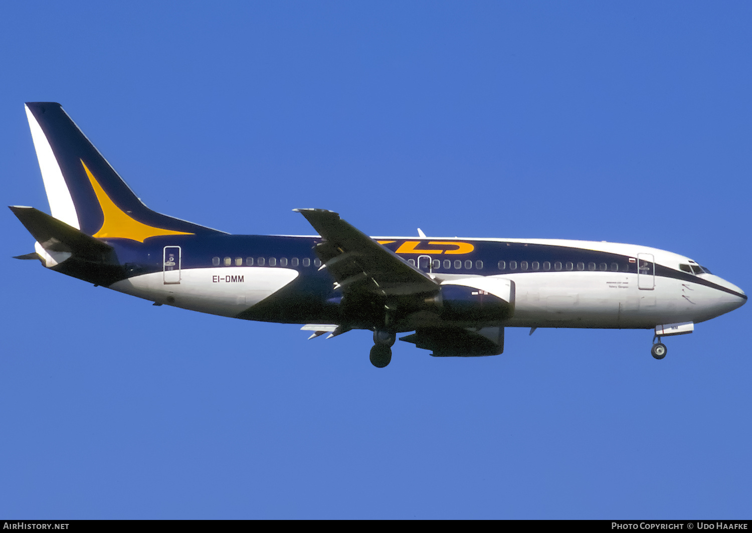 Aircraft Photo of EI-DMM | Boeing 737-33A | KD Avia | AirHistory.net #446003