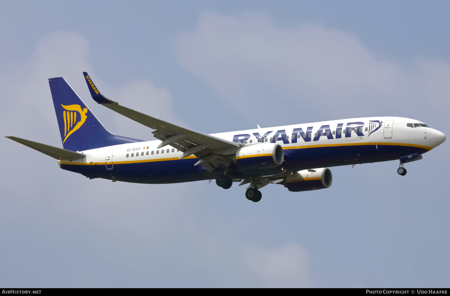 Aircraft Photo of EI-ESX | Boeing 737-8AS | Ryanair | AirHistory.net #446028