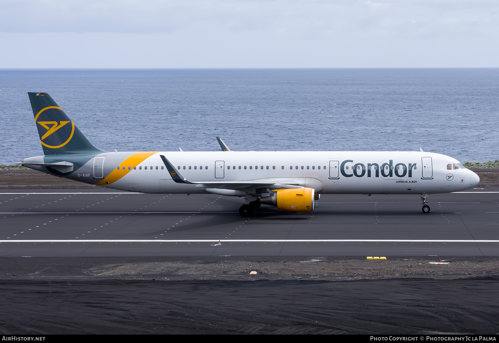 Aircraft Photo of D-AIAF | Airbus A321-211 | Condor Flugdienst | AirHistory.net #446053