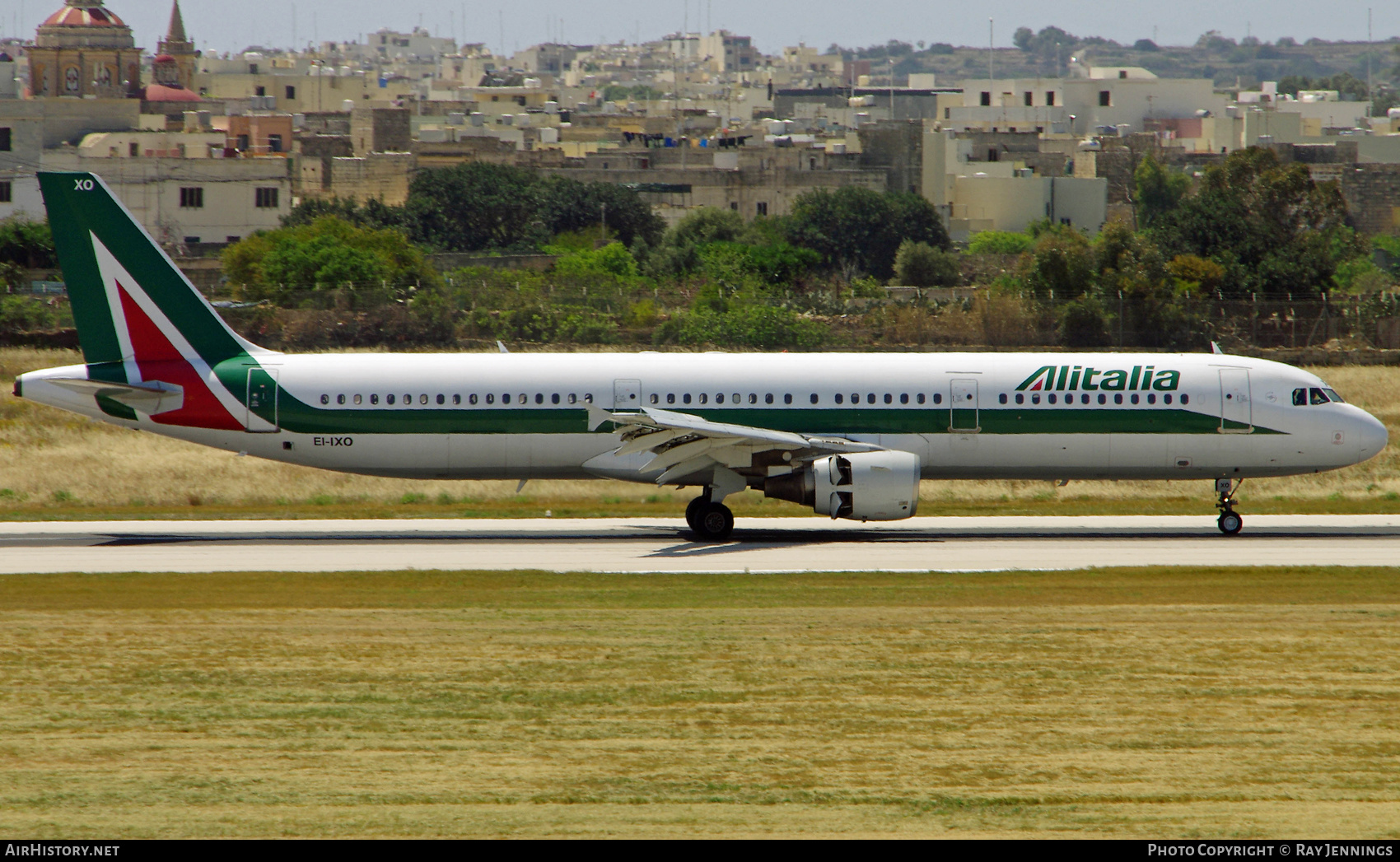 Aircraft Photo of EI-IXO | Airbus A321-111 | Alitalia | AirHistory.net #446074