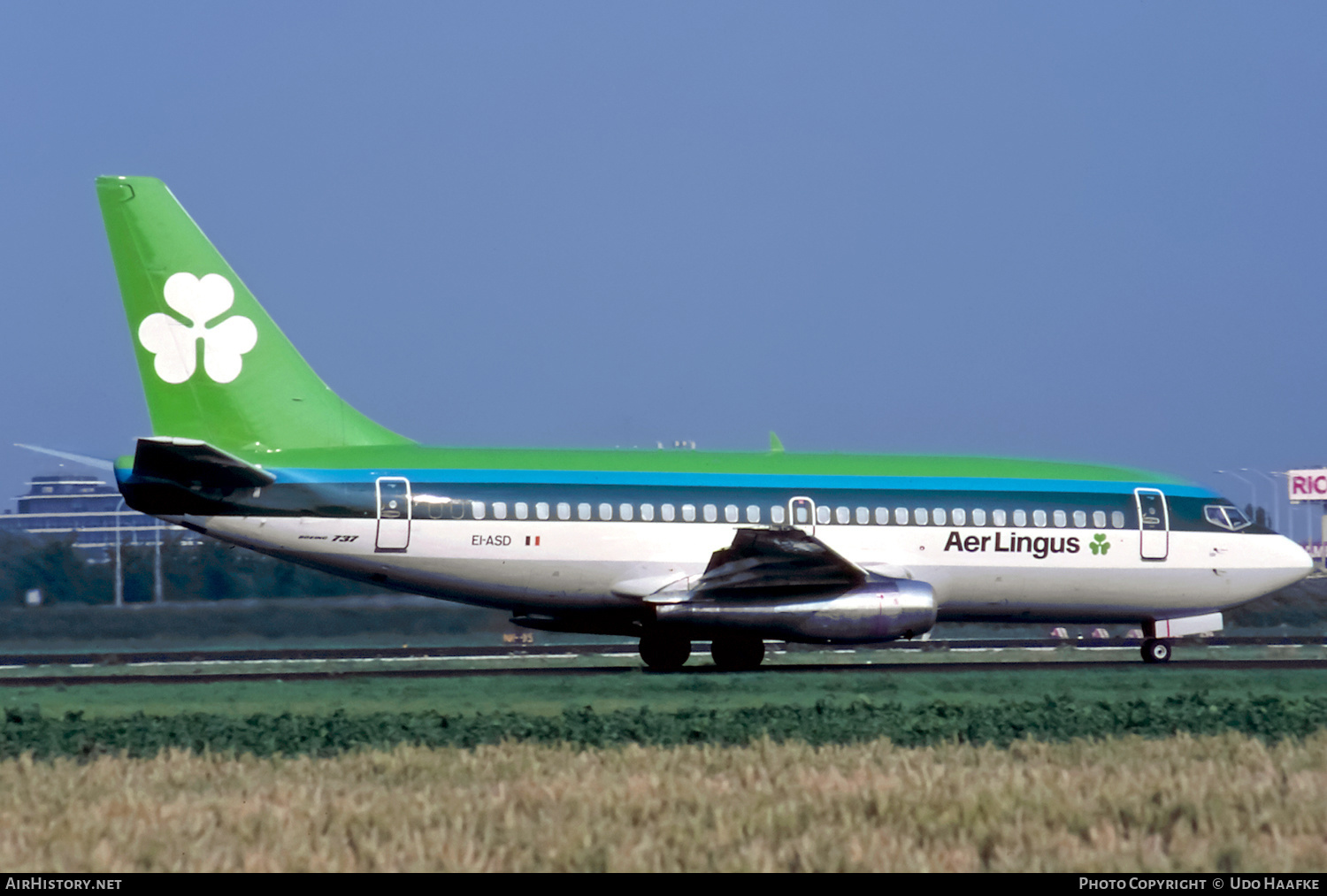 Aircraft Photo of EI-ASD | Boeing 737-248C | Aer Lingus | AirHistory.net #446081