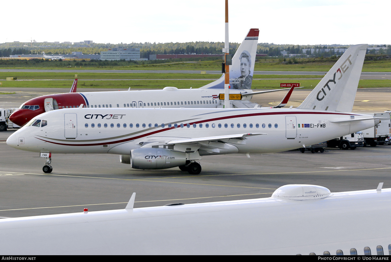 Aircraft Photo of EI-FWB | Sukhoi SSJ-100-95B Superjet 100 (RRJ-95B) | CityJet | AirHistory.net #446139