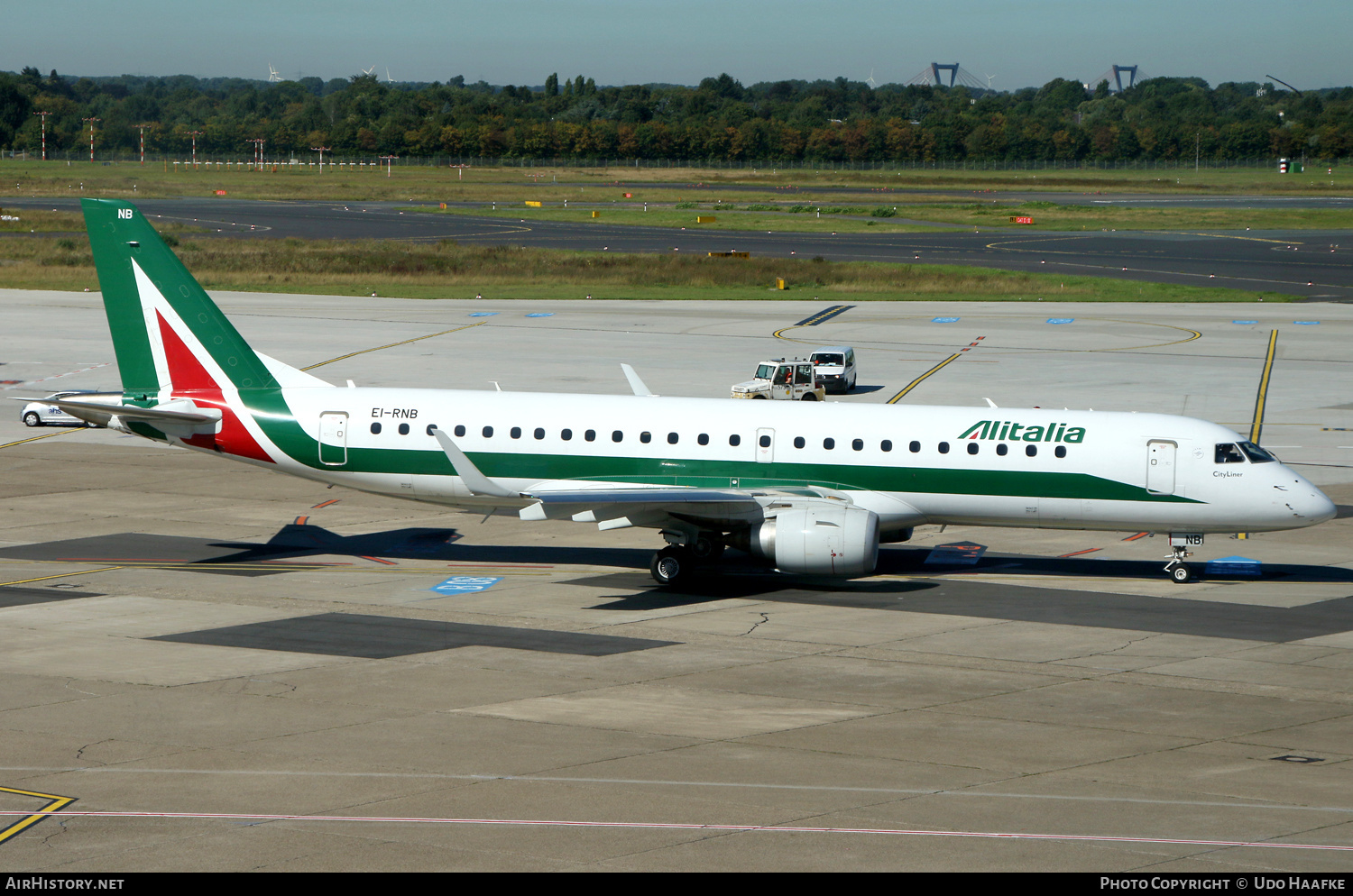 Aircraft Photo of EI-RNB | Embraer 190STD (ERJ-190-100STD) | Alitalia CityLiner | AirHistory.net #446152