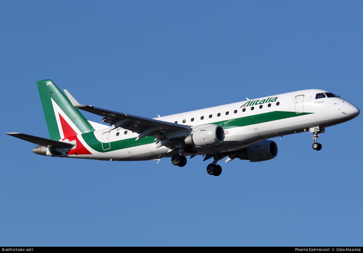Aircraft Photo of EI-RDN | Embraer 175STD (ERJ-170-200STD) | Alitalia CityLiner | AirHistory.net #446154