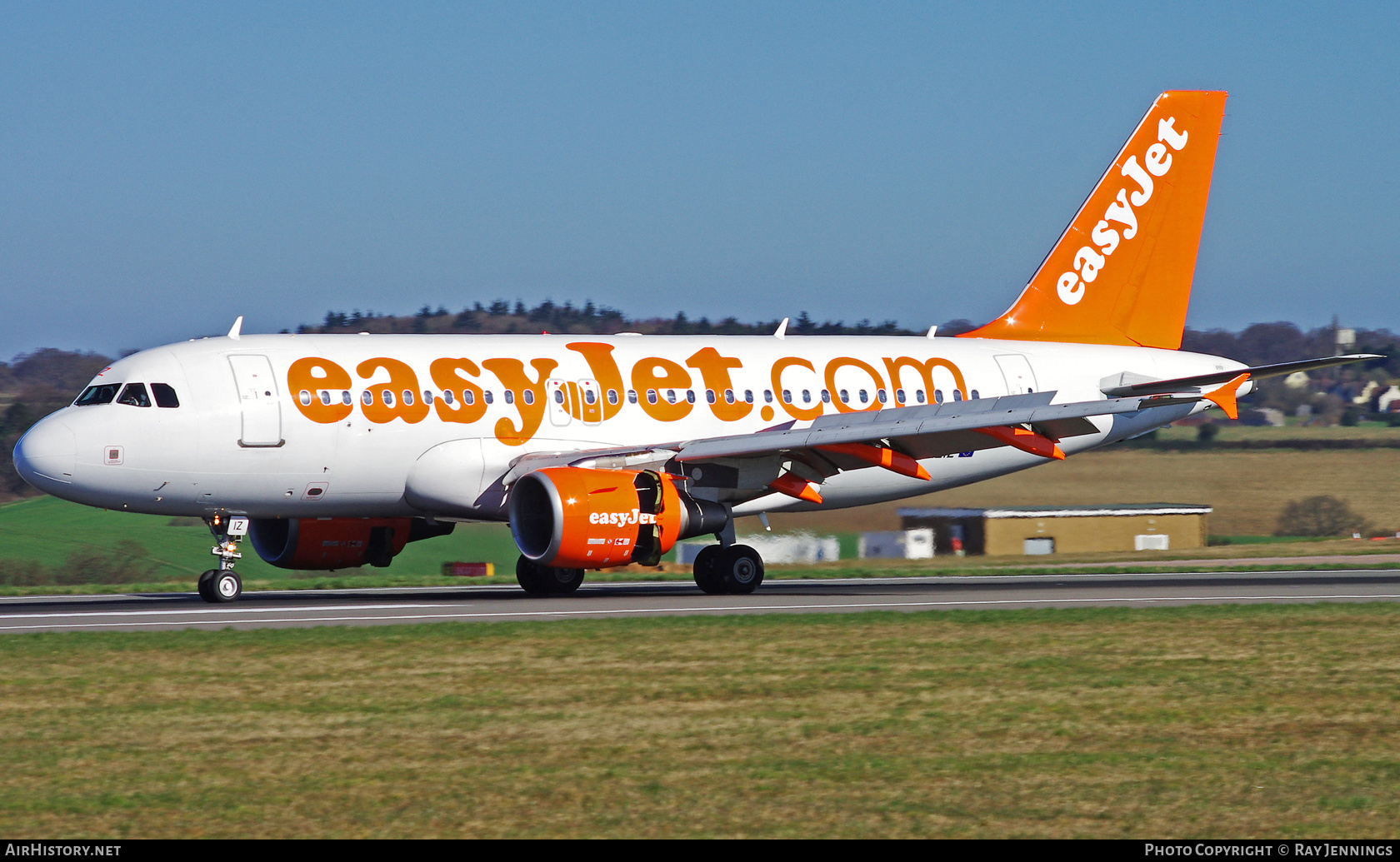 Aircraft Photo of G-EZIZ | Airbus A319-111 | EasyJet | AirHistory.net #446211