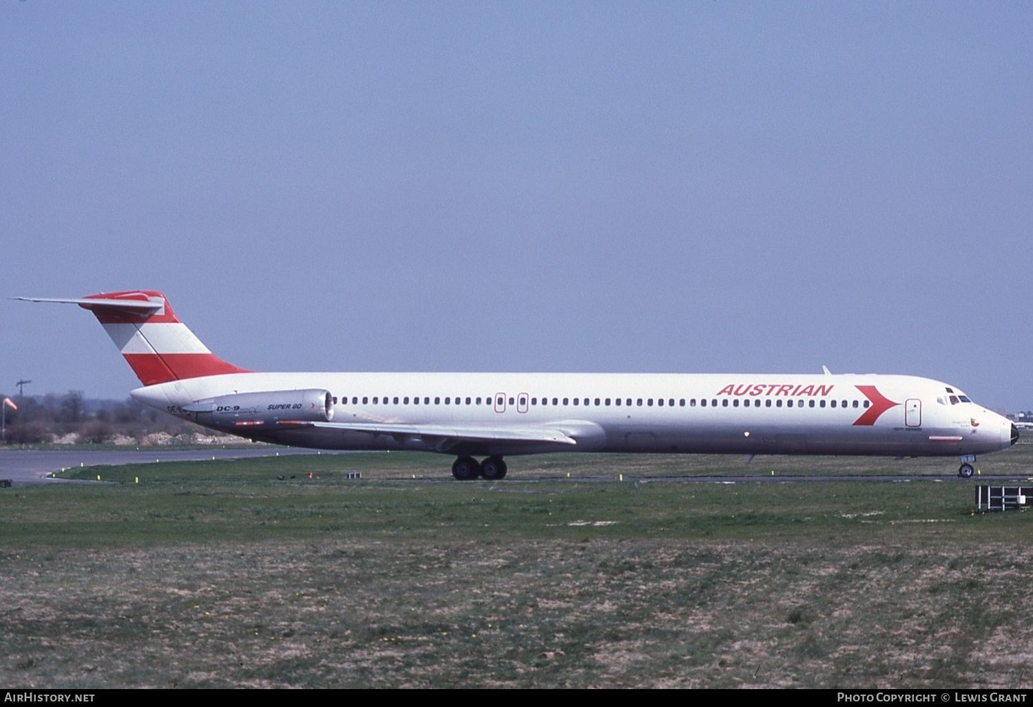 Aircraft Photo of OE-LDT | McDonnell Douglas MD-81 (DC-9-81) | Austrian Airlines | AirHistory.net #446258