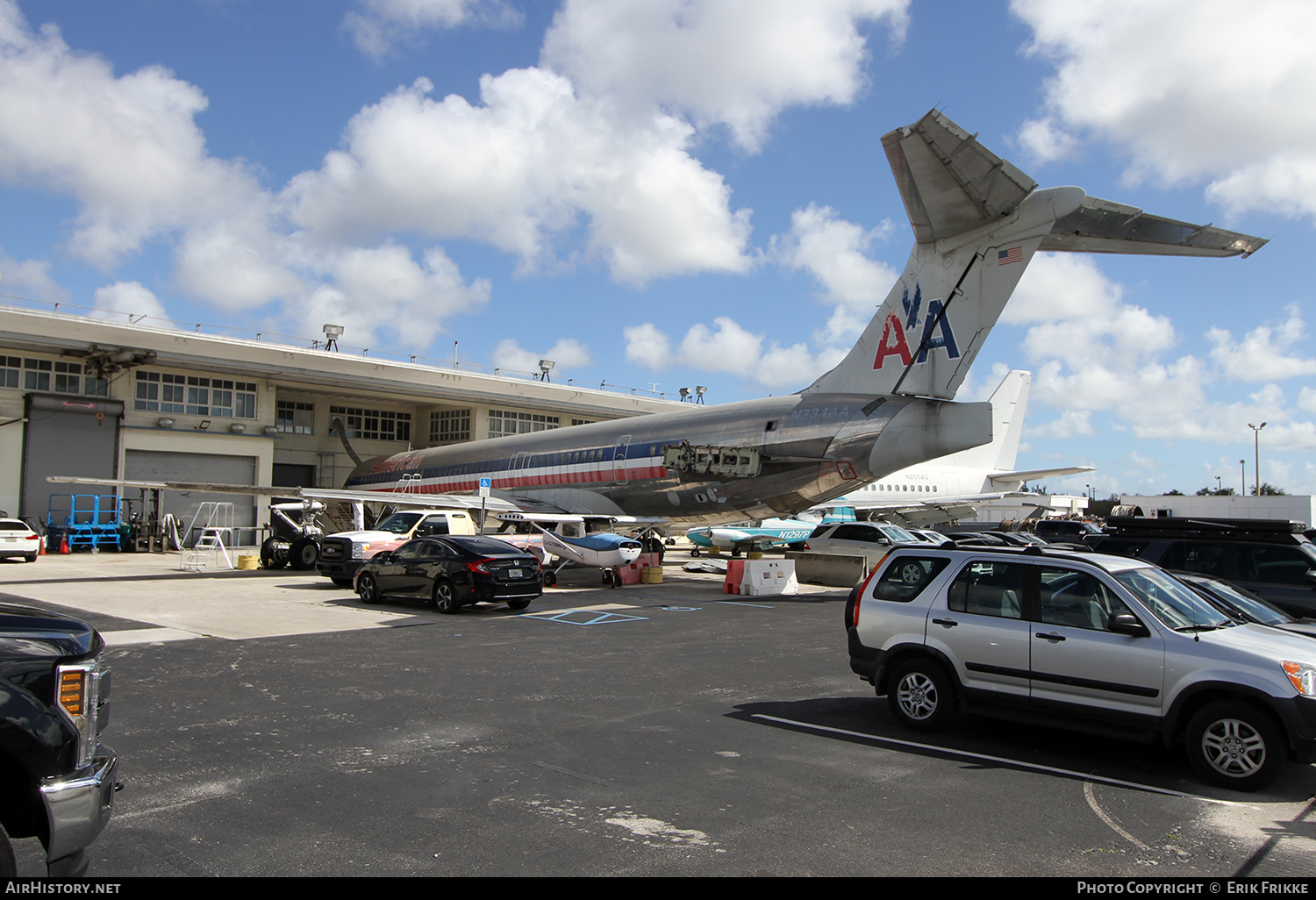 Aircraft Photo of N234AA | McDonnell Douglas MD-82 (DC-9-82) | George T Baker Aviation School | American Airlines | AirHistory.net #446278