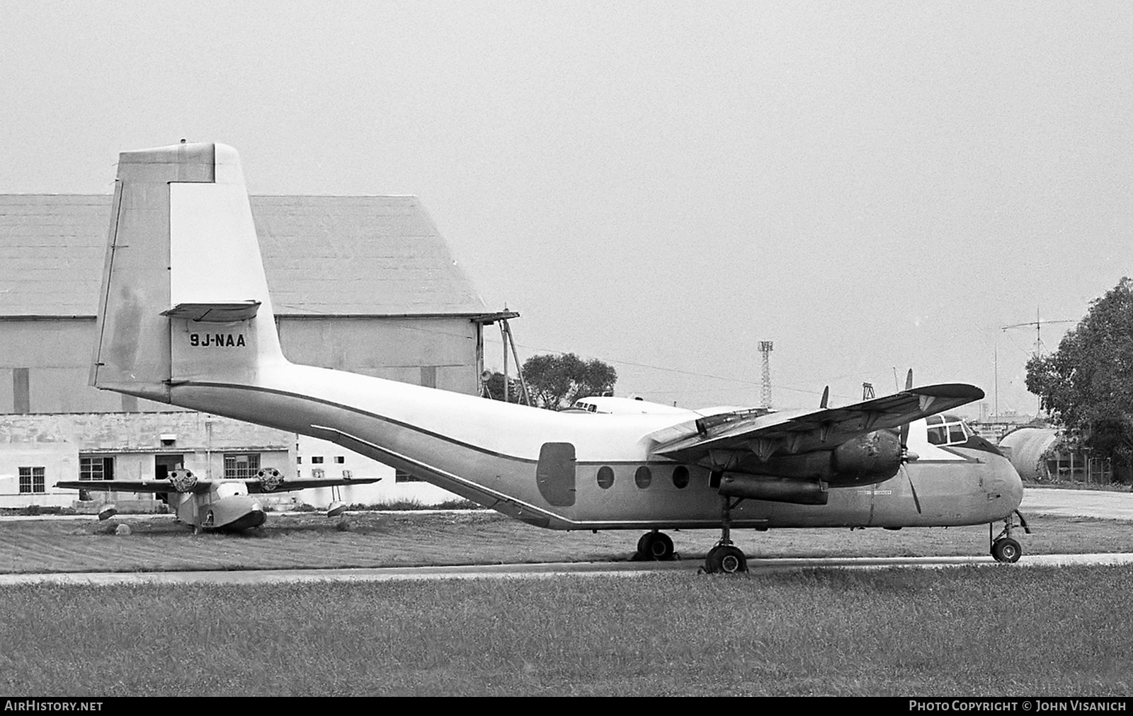 Aircraft Photo of 9J-NAA | De Havilland Canada DHC-4A Caribou | AirHistory.net #446367