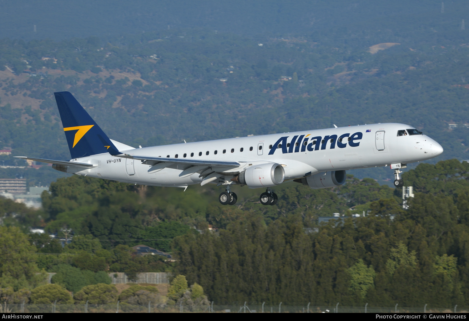 Aircraft Photo of VH-UYN | Embraer 190AR (ERJ-190-100IGW) | Alliance Airlines | AirHistory.net #446381