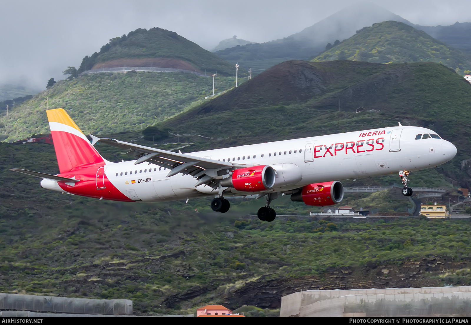 Aircraft Photo of EC-JDR | Airbus A321-213 | Iberia Express | AirHistory.net #446396