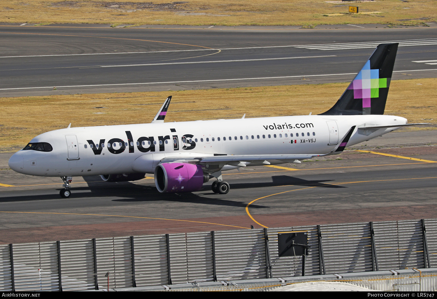 Aircraft Photo of XA-VSJ | Airbus A320-271N | Volaris | AirHistory.net #446482