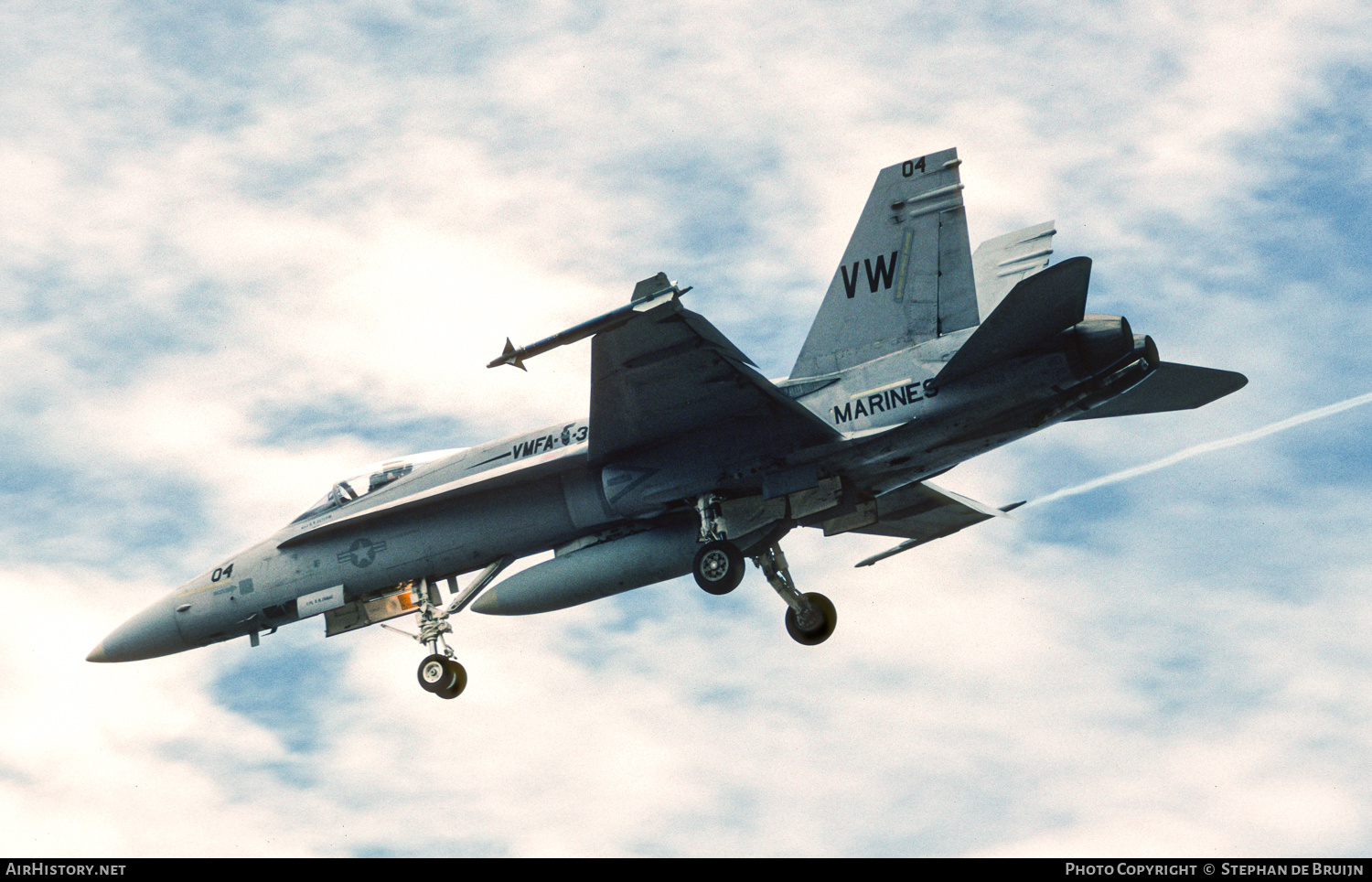 Aircraft Photo of 162405 | McDonnell Douglas F/A-18A Hornet | USA - Marines | AirHistory.net #446484