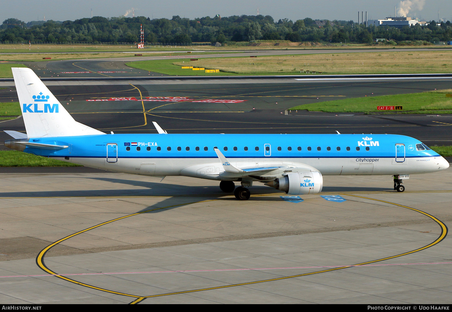 Aircraft Photo of PH-EXA | Embraer 190STD (ERJ-190-100STD) | KLM Cityhopper | AirHistory.net #446654