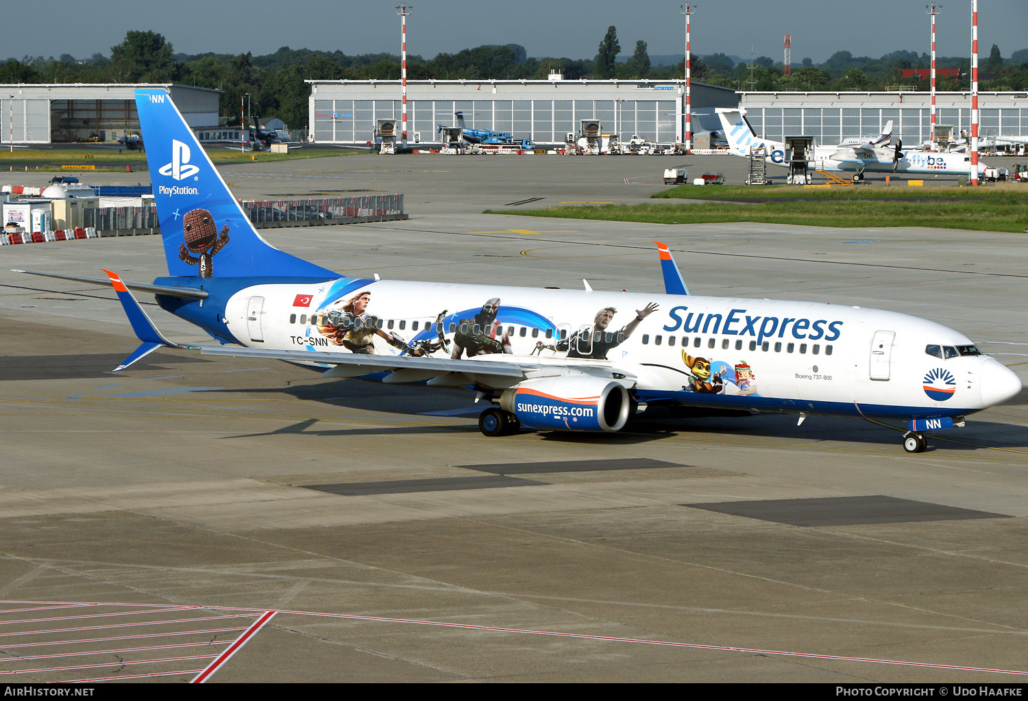 Aircraft Photo of TC-SNN | Boeing 737-8HC | SunExpress | AirHistory.net #446658