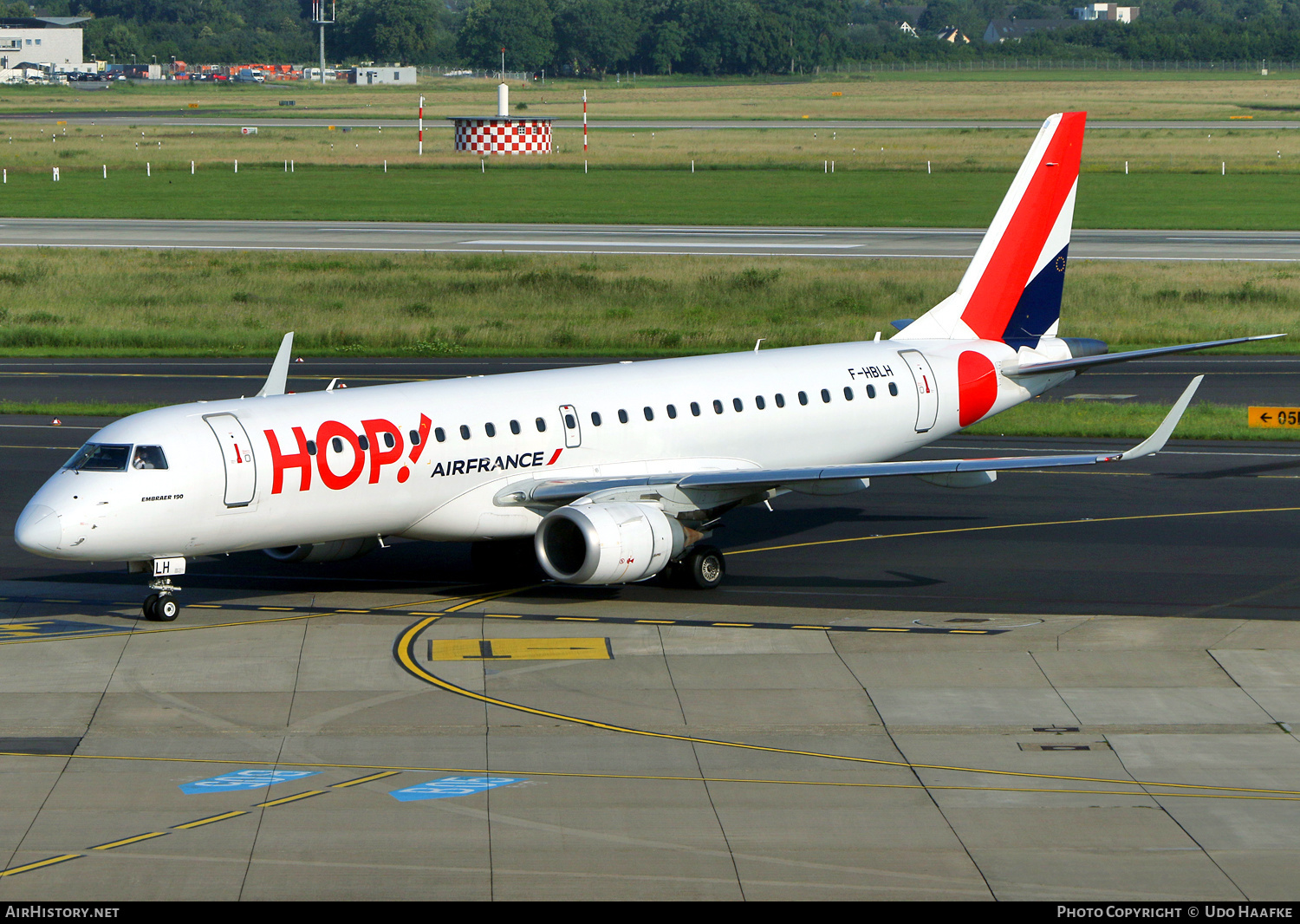 Aircraft Photo of F-HBLH | Embraer 190STD (ERJ-190-100STD) | Hop! | AirHistory.net #446666