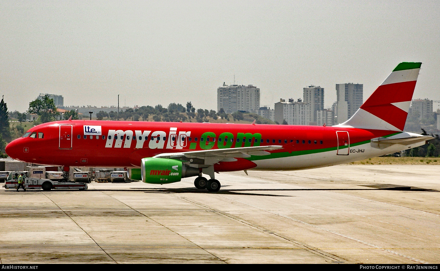 Aircraft Photo of EC-JHJ | Airbus A320-214 | Myair | AirHistory.net #446706