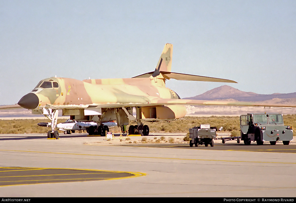 Aircraft Photo of 74-0158 / 40158 | Rockwell B-1A Lancer | USA - Air Force | AirHistory.net #446727