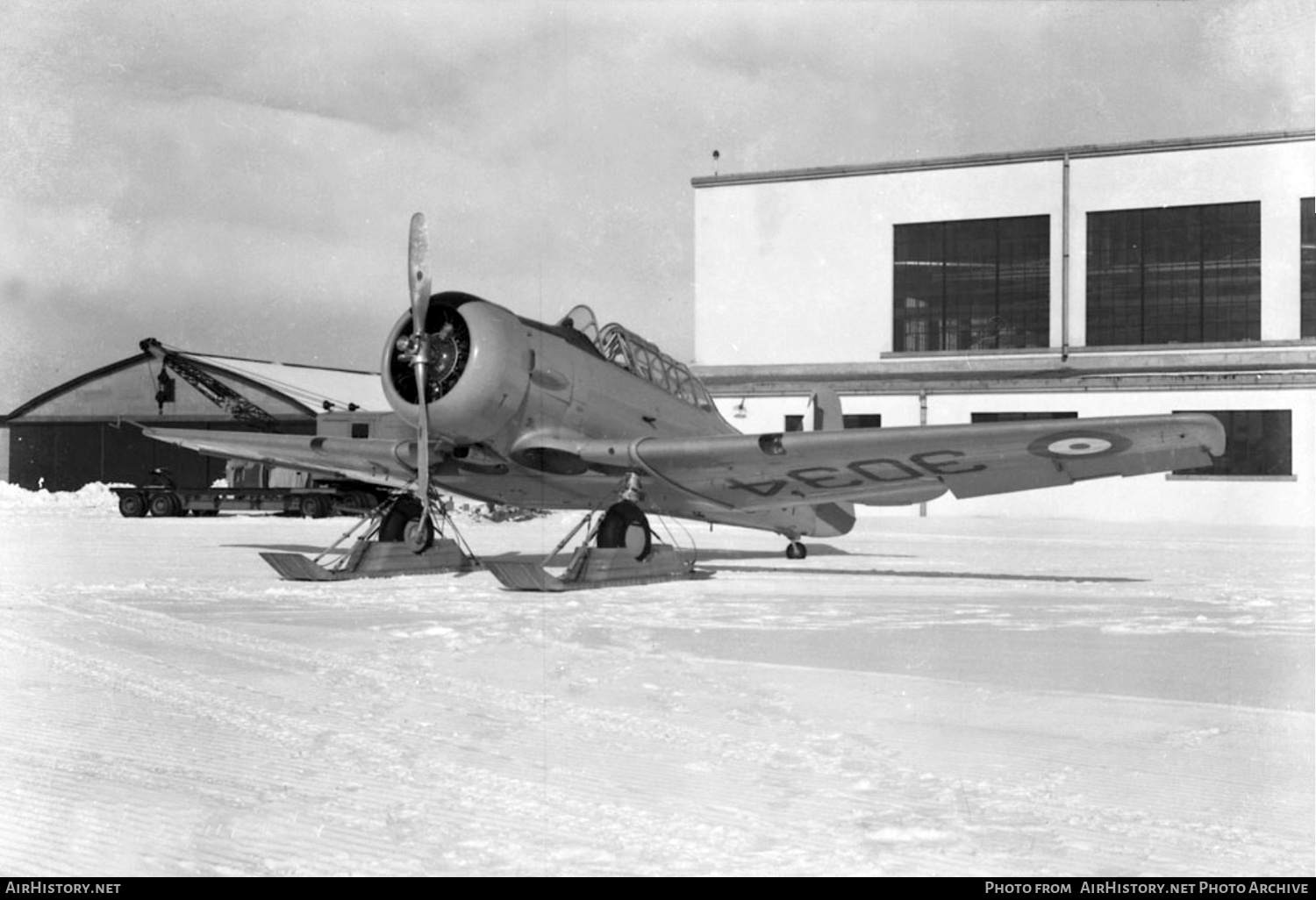 Aircraft Photo of 3034 | North American AT-16 Harvard IIB | Canada - Air Force | AirHistory.net #446739