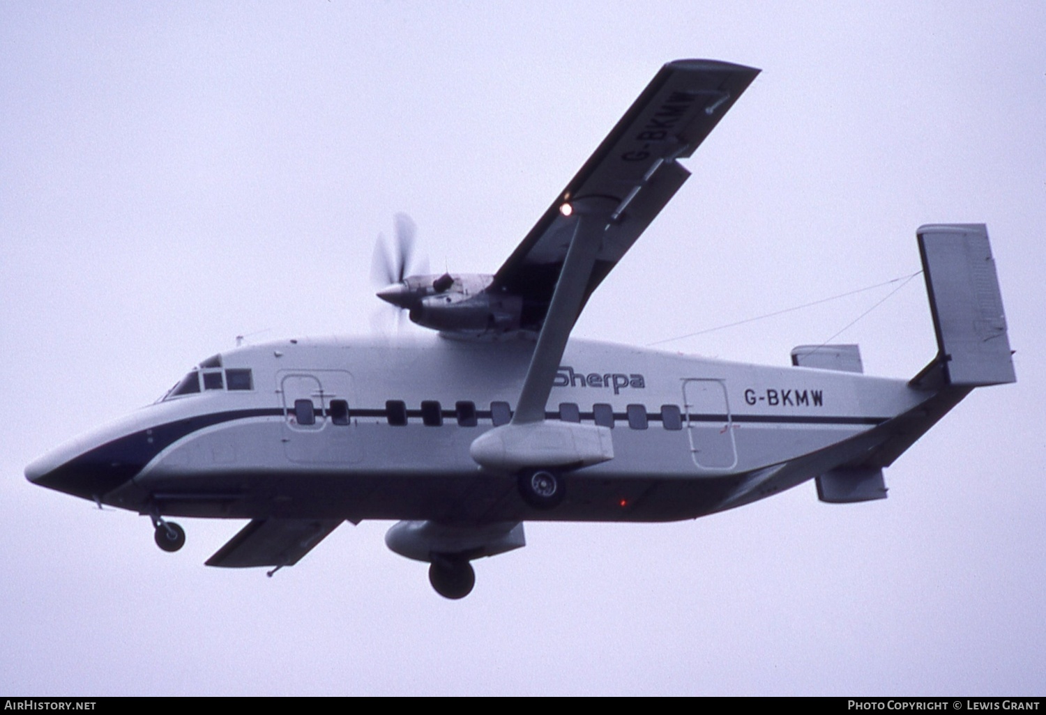 Aircraft Photo of G-BKMW | Short C-23B Sherpa (330) | AirHistory.net #446790