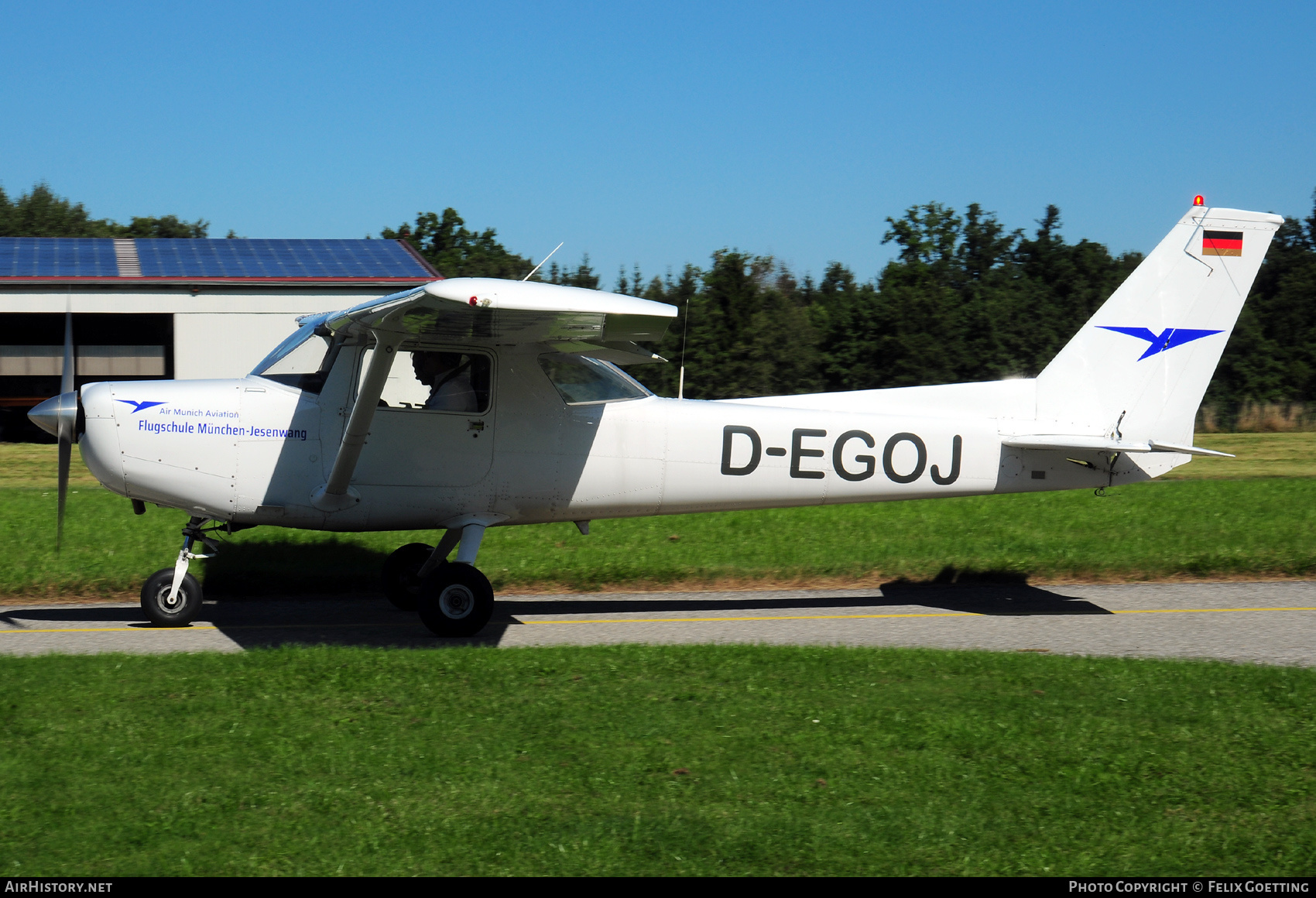 Aircraft Photo of D-EGOJ | Reims F152 | Flugschule München-Jesenwang | AirHistory.net #446810