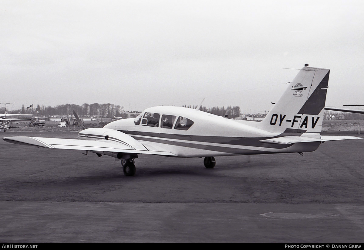 Aircraft Photo of OY-FAV | Piper PA-23-250 Aztec B | Brüel & Kjær | AirHistory.net #446882
