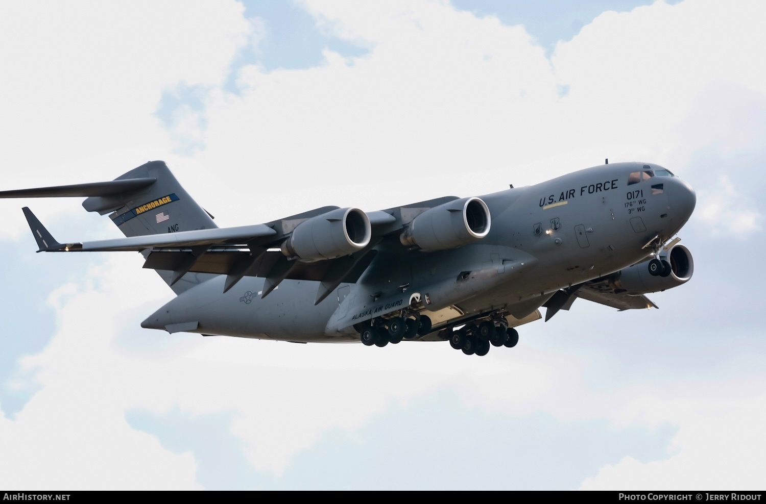 Aircraft Photo of 00-0171 / 00171 | Boeing C-17A Globemaster III | USA - Air Force | AirHistory.net #446902