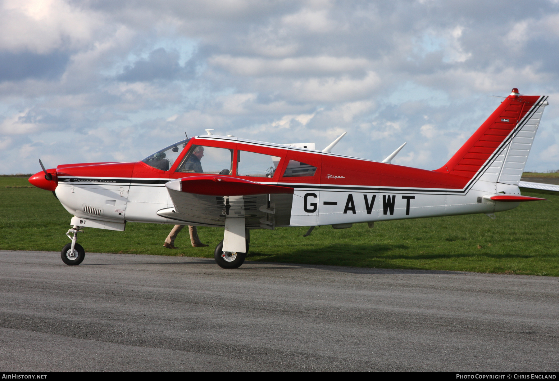 Aircraft Photo of G-AVWT | Piper PA-28R-180 Cherokee Arrow | AirHistory.net #446926