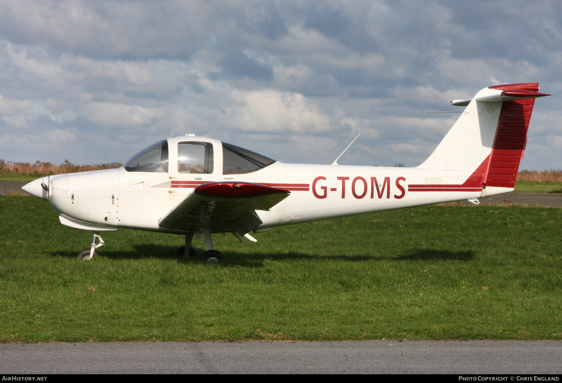 Aircraft Photo of G-TOMS | Piper PA-38-112 Tomahawk | AirHistory.net #446928