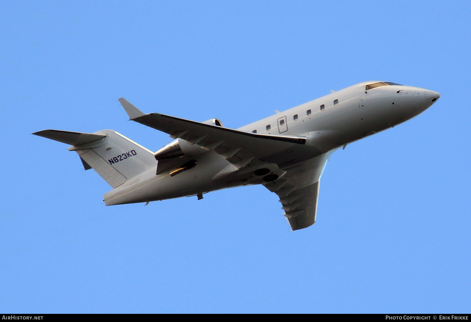 Aircraft Photo of N823KD | Bombardier Challenger 604 (CL-600-2B16) | AirHistory.net #446968