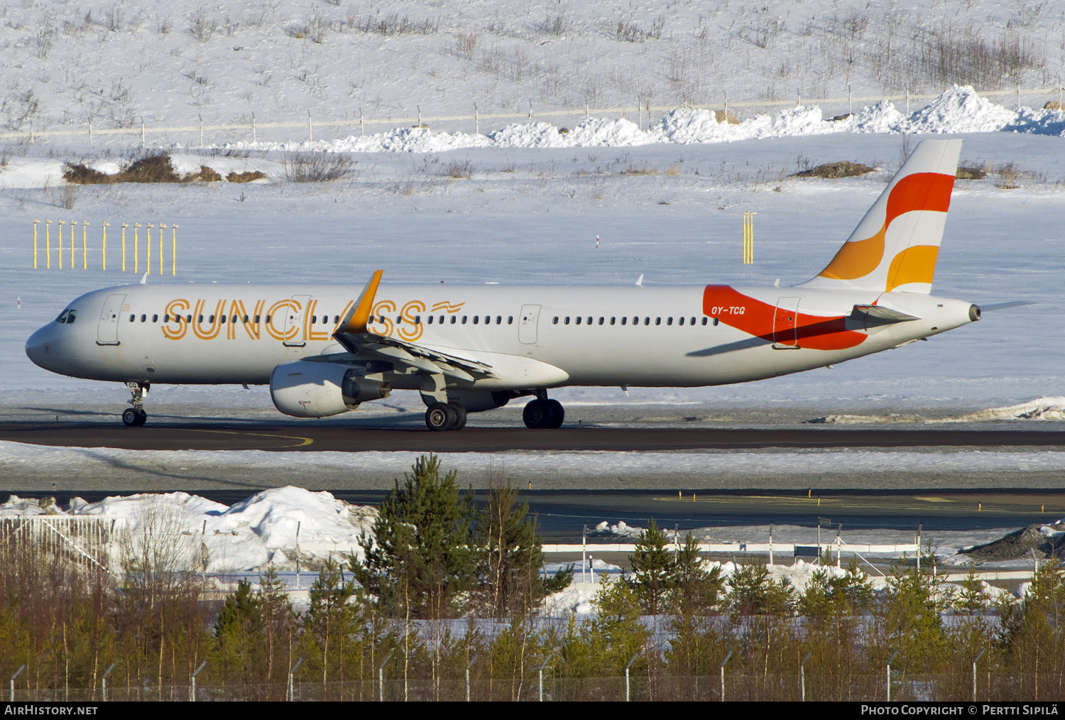 Aircraft Photo of OY-TCG | Airbus A321-211 | Sunclass Airlines | AirHistory.net #447025