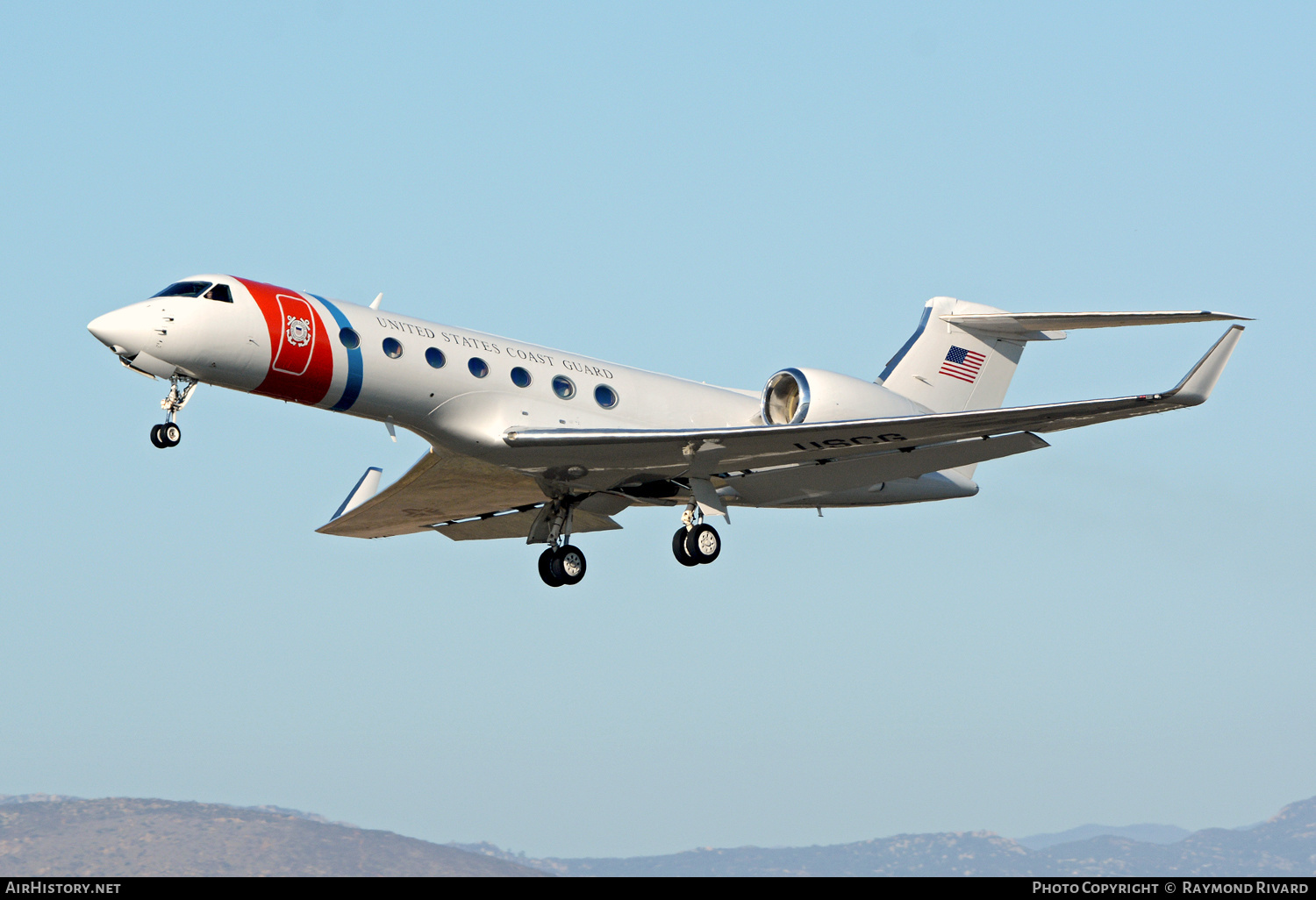 Aircraft Photo of 02 | Gulfstream Aerospace C-37B Gulfstream G550 (G-V-SP) | USA - Coast Guard | AirHistory.net #447236