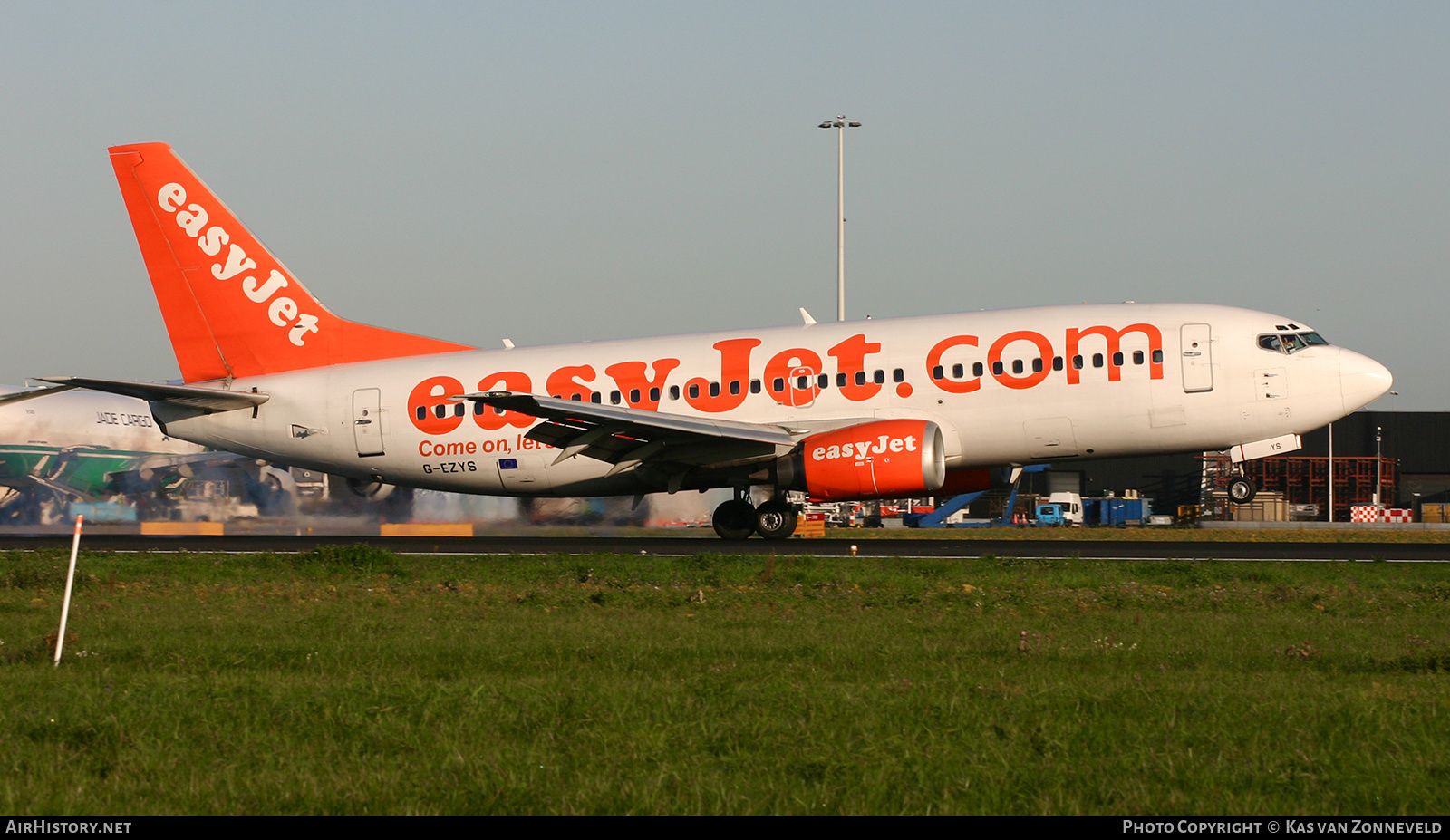 Aircraft Photo of G-EZYS | Boeing 737-33V | EasyJet | AirHistory.net #447344