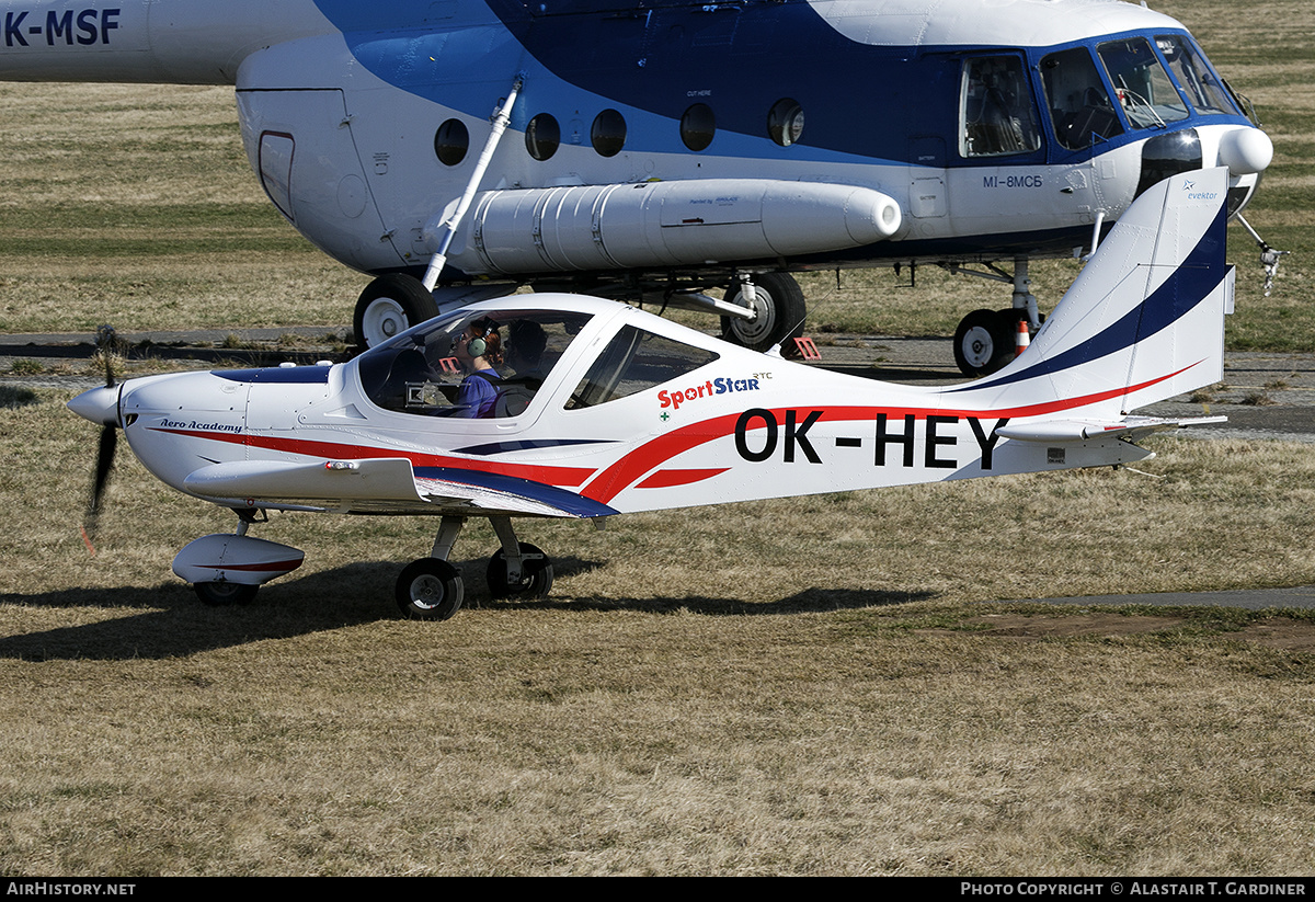 Aircraft Photo of OK-HEY | Evektor-Aerotechnik SportStar RTC | Aero Academy | AirHistory.net #447404