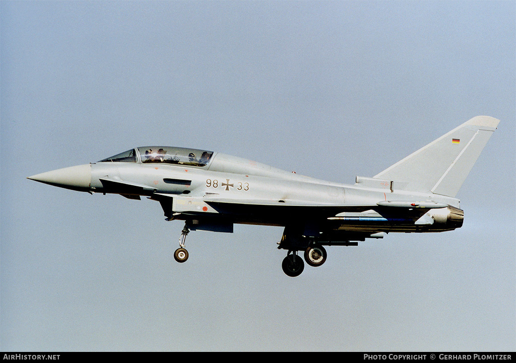 Aircraft Photo of 9833 | Eurofighter EF-2000 Typhoon T | Germany - Air Force | AirHistory.net #447425