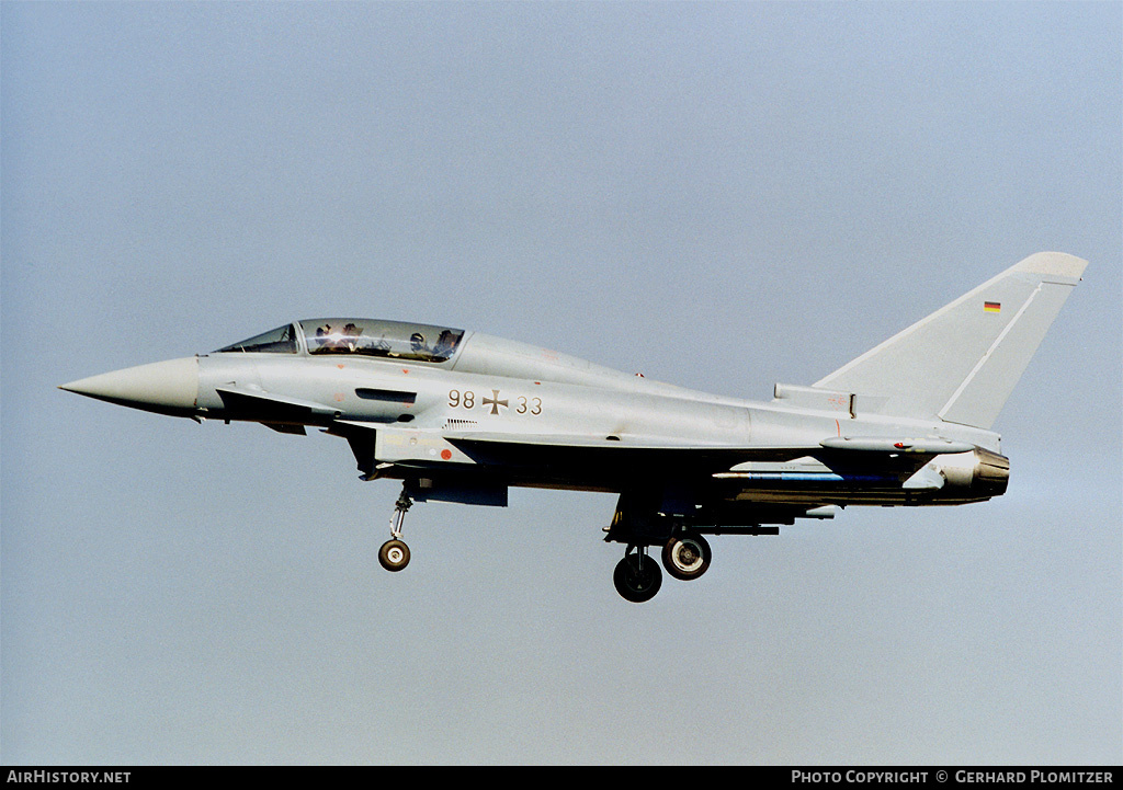 Aircraft Photo of 9833 | Eurofighter EF-2000 Typhoon T | Germany - Air Force | AirHistory.net #447425