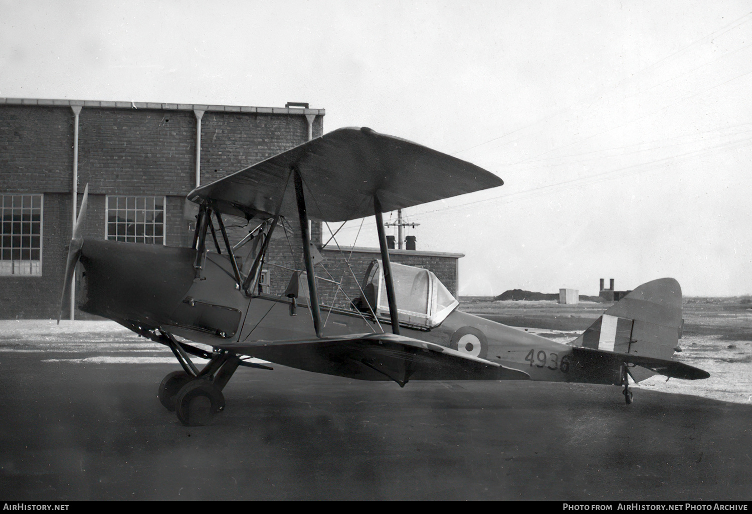 Aircraft Photo of 4936 | De Havilland D.H. 82C-2 Menasco Moth i | Canada - Air Force | AirHistory.net #447432