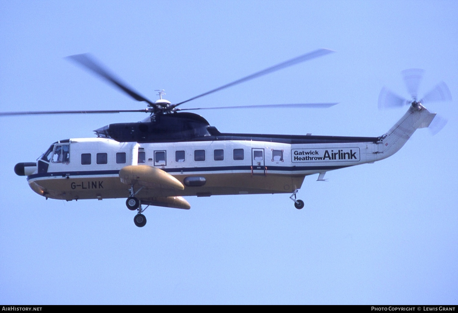 Aircraft Photo of G-LINK | Sikorsky S-61N MkII | Gatwick Heathrow Airlink | AirHistory.net #447470