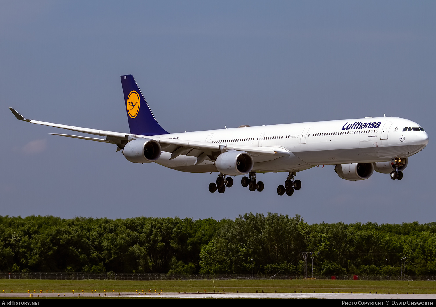 Aircraft Photo of D-AIHP | Airbus A340-642 | Lufthansa | AirHistory.net #447585