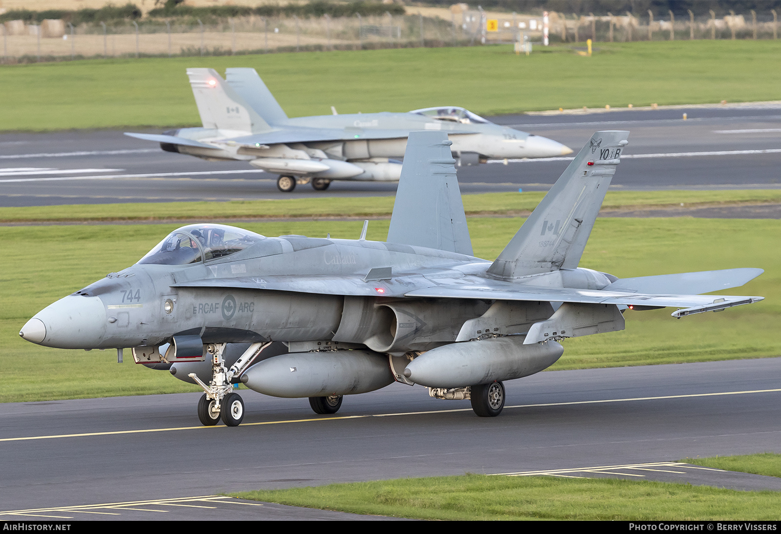 Aircraft Photo of 188744 | McDonnell Douglas CF-188A Hornet | Canada - Air Force | AirHistory.net #447597