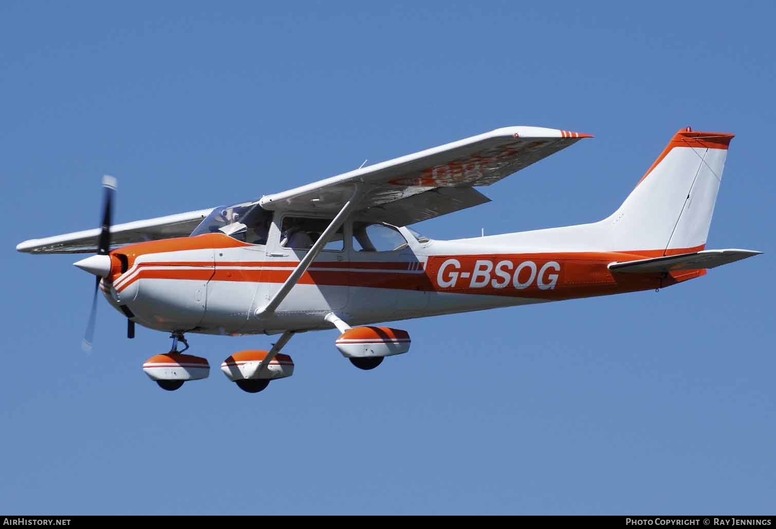 Aircraft Photo of G-BSOG | Cessna 172M Skyhawk | AirHistory.net #447651