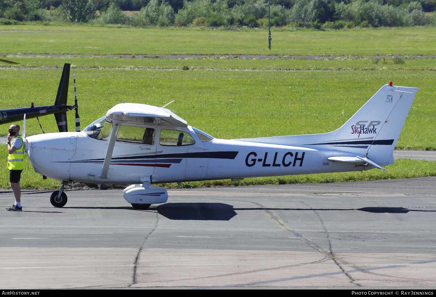 Aircraft Photo of G-LLCH | Cessna 172S Skyhawk SP | AirHistory.net #447653