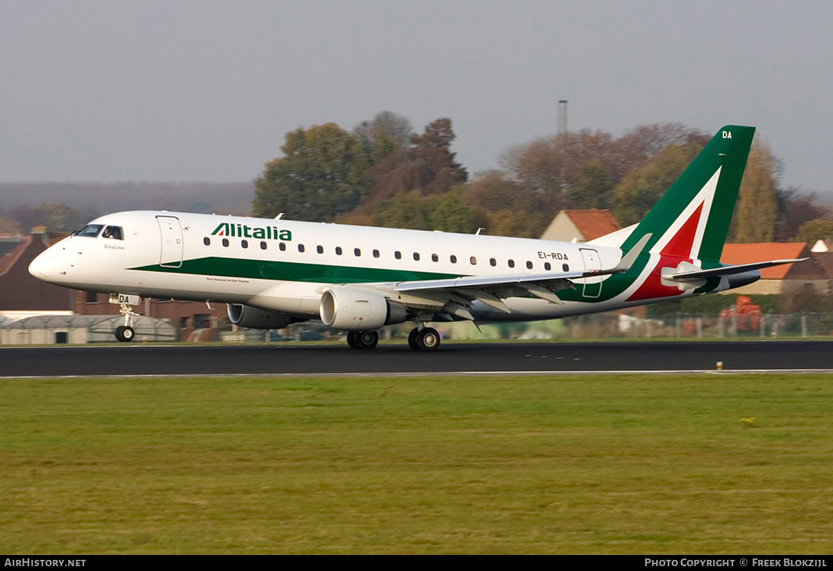 Aircraft Photo of EI-RDA | Embraer 175LR (ERJ-170-200LR) | Alitalia CityLiner | AirHistory.net #447724