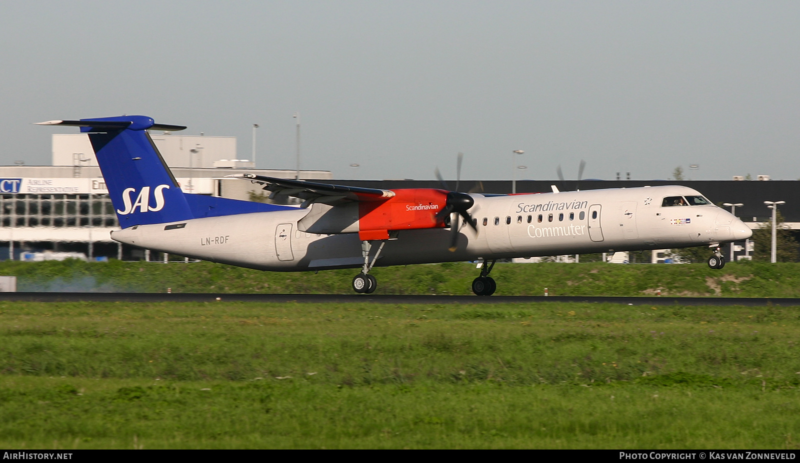 Aircraft Photo of LN-RDF | Bombardier DHC-8-402 Dash 8 | Scandinavian Commuter - SAS | AirHistory.net #447755