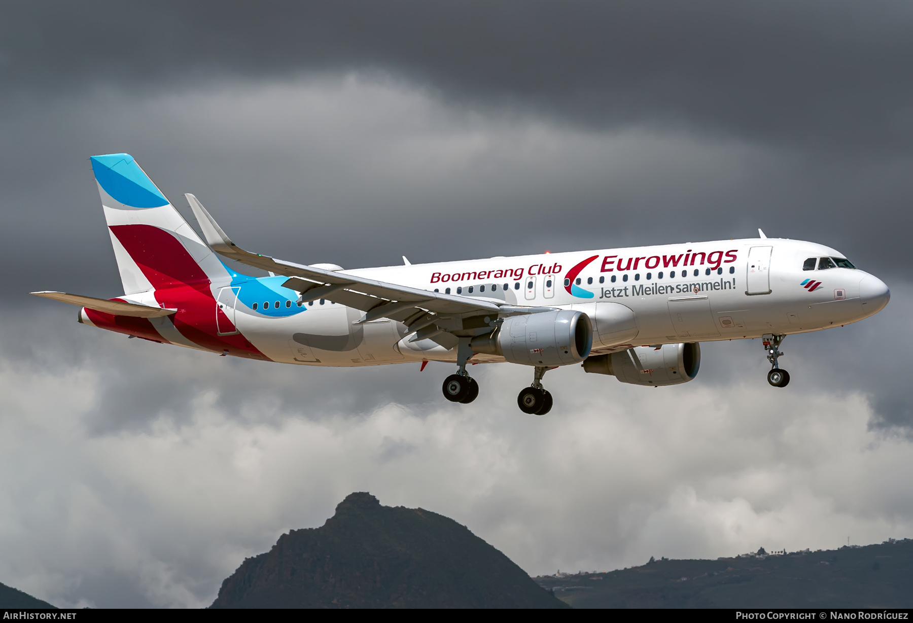Aircraft Photo of D-AEWM | Airbus A320-214 | Eurowings | AirHistory.net #447781