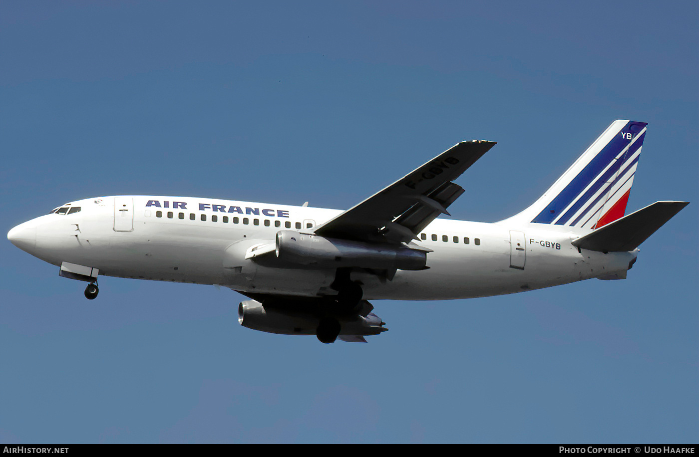 Aircraft Photo of F-GBYB | Boeing 737-228/Adv | Air France | AirHistory.net #447788