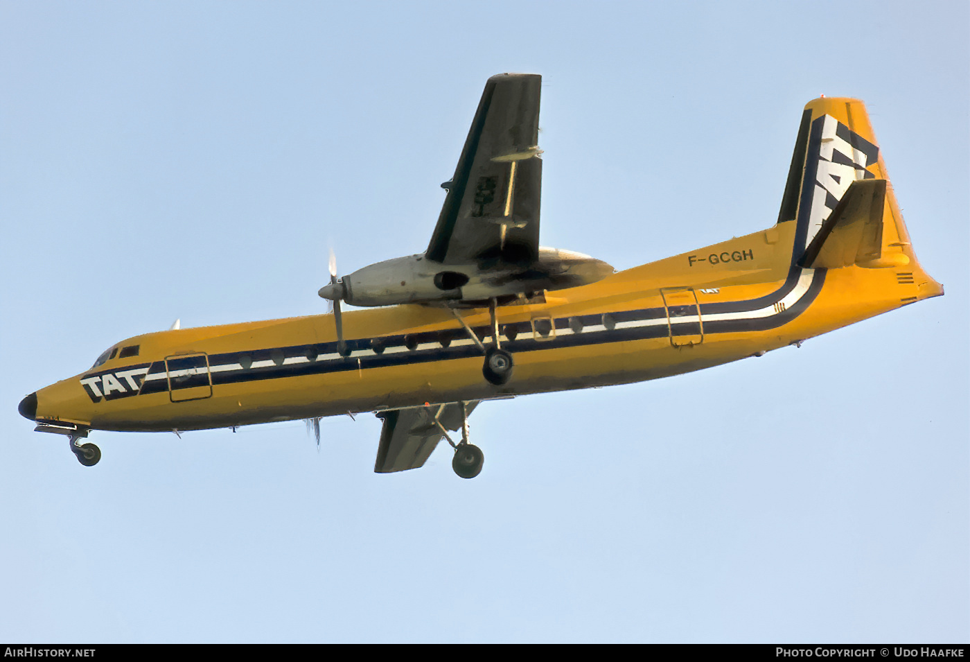 Aircraft Photo of F-GCGH | Fairchild Hiller FH-227B | TAT - Transport Aérien Transrégional | AirHistory.net #447793