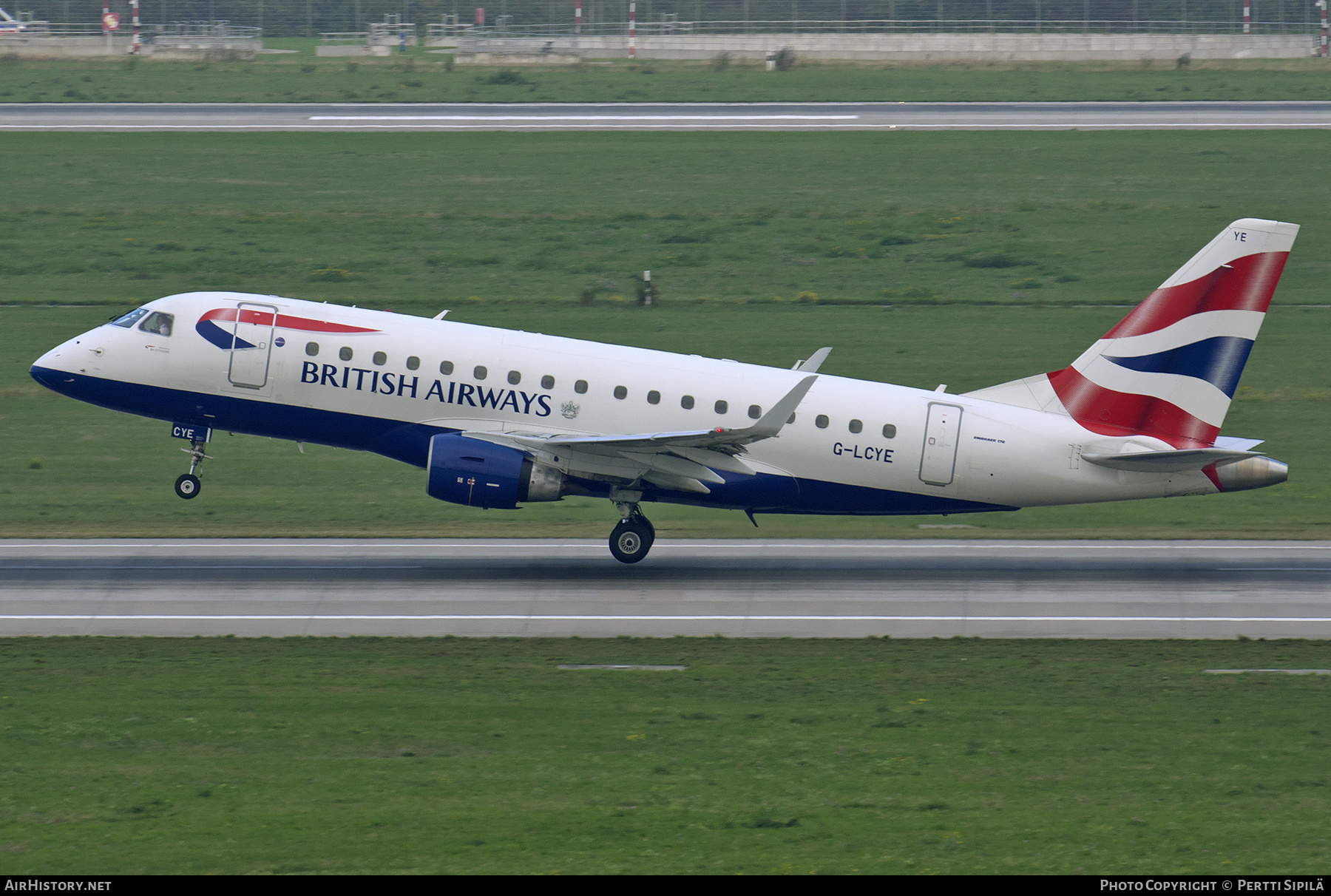 Aircraft Photo of G-LCYE | Embraer 170STD (ERJ-170-100STD) | British Airways | AirHistory.net #447817