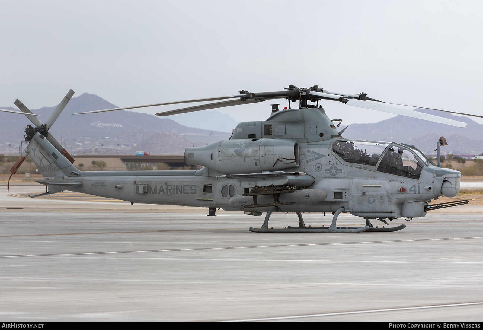 Aircraft Photo of 169090 | Bell AH-1Z Viper (449) | USA - Marines | AirHistory.net #447864